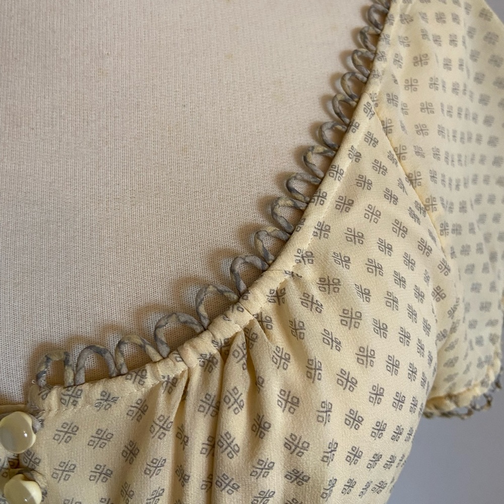 100% Silk Y2K Kensie Babydoll Yellow Dress - Picture 3 of 7